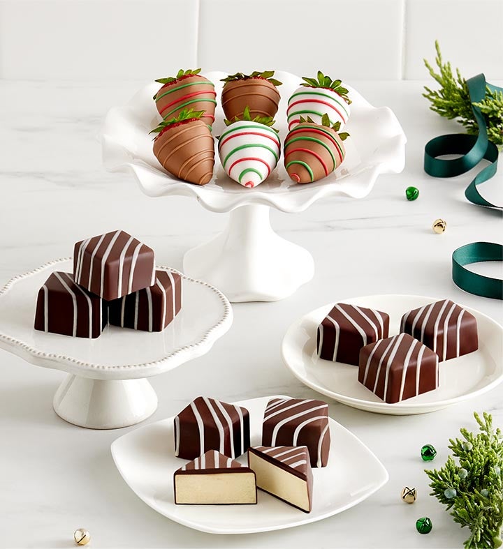 Classic Cheesecake Bites™ With Berries